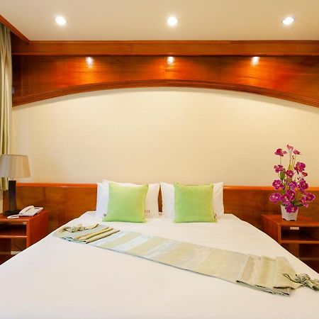 Id Residences Phuket Exterior photo